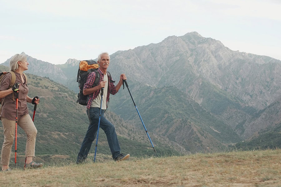 Séniors en randonnée - Activités pour hémophiles - Hémophilink